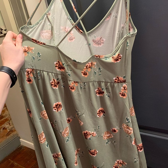 Olive green summer dress - Picture 2 of 3